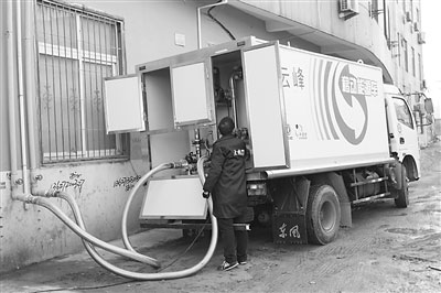 東風(fēng)股份新型移動能源車在武漢投入使用