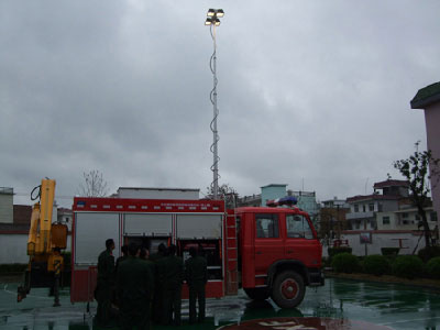 SGX5121TXFJY80搶險(xiǎn)救援消防車