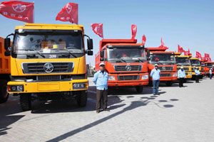 30輛大運(yùn)重卡交付朔州煤礦使用