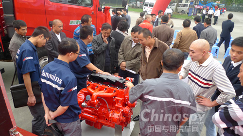 江淮威鈴+康明斯動力-現(xiàn)場反響熱烈