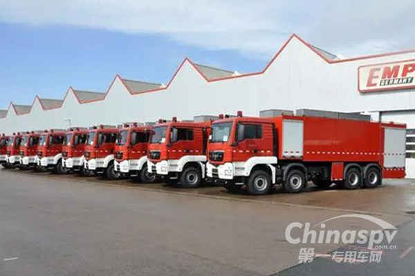 軍工品質(zhì) 專業(yè)定制 安普大功率水罐泡沫消防車