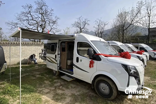 東風(fēng)御風(fēng)V9+房車(chē)新品品鑒會(huì)在陜西西安隆重舉行