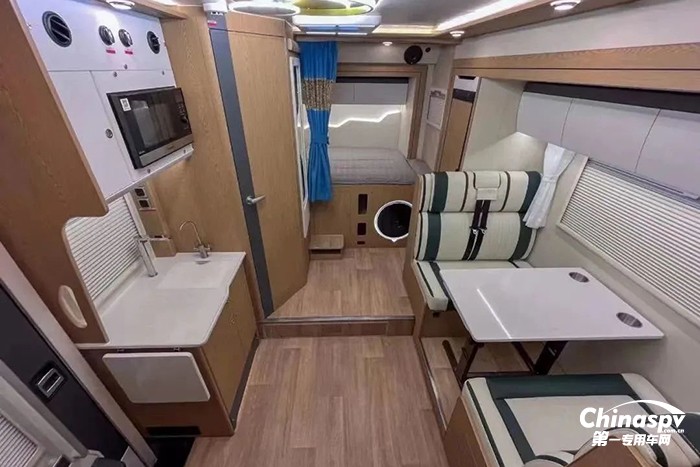 王牌飛躍，出色本色 搭載進口依維柯底盤戴德E途Pro Max震撼亮相