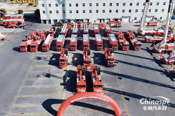 防災(zāi)、減災(zāi)、救災(zāi)，徐工數(shù)十臺(tái)“高精尖”應(yīng)急救援裝備奔赴全國(guó)各地