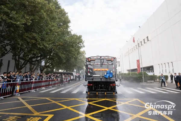  環(huán)衛(wèi)裝備的理想之選！宇通環(huán)衛(wèi)重磅亮相2024中國環(huán)衛(wèi)博覽會