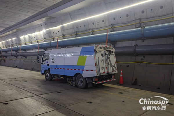 勞模工匠“跨界”合作擦出火花， 交大神舟定制“掃路神器”助企解難題