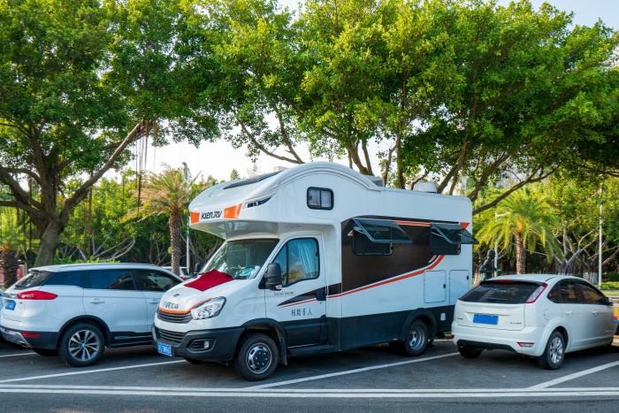 第392批次公告旅居房車(chē)統(tǒng)計(jì)分析：公示企業(yè)達(dá)30家，新能源混合動(dòng)力旅居車(chē)數(shù)量攀升