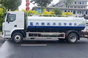 中國首臺商用車燃?xì)浒l(fā)動機在河北滄州投用