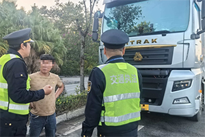 廣西查處一普貨企業(yè)非法承運(yùn)危險(xiǎn)貨物鋰電池