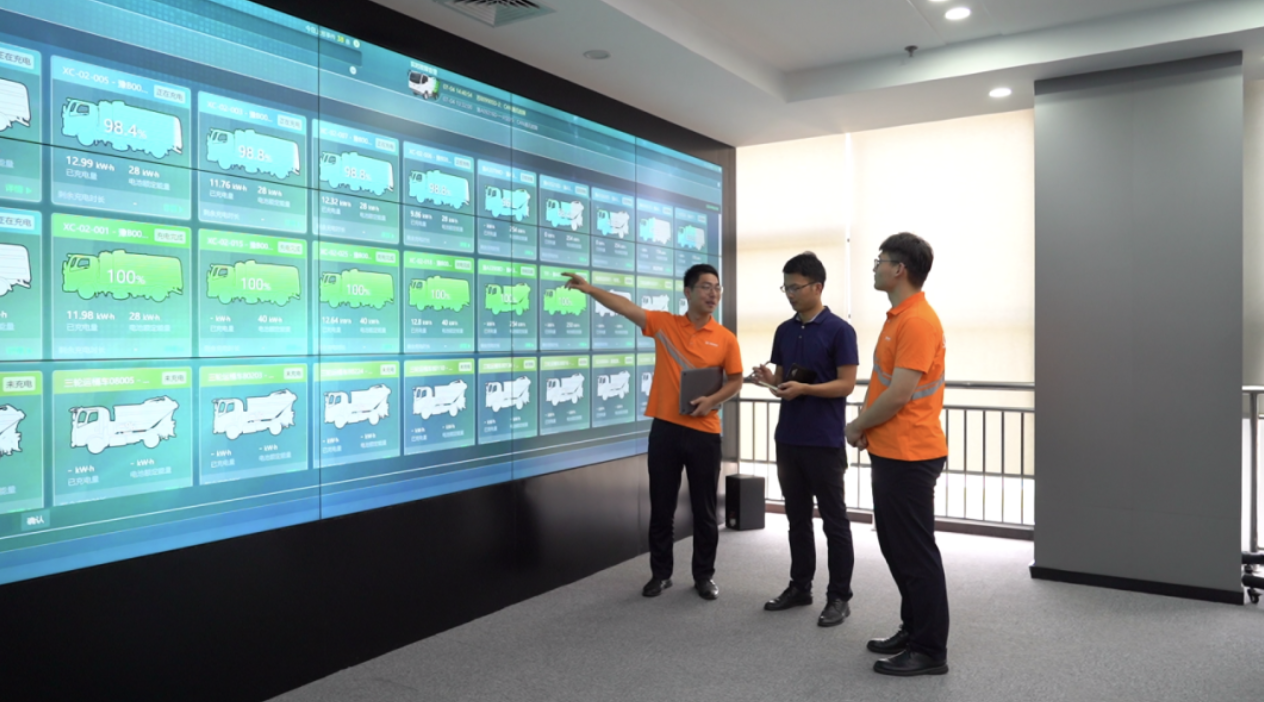 河南衛(wèi)視重點(diǎn)報(bào)道！宇通重工“兩業(yè)融合”為制造業(yè)高質(zhì)量發(fā)展蓄勢(shì)賦能