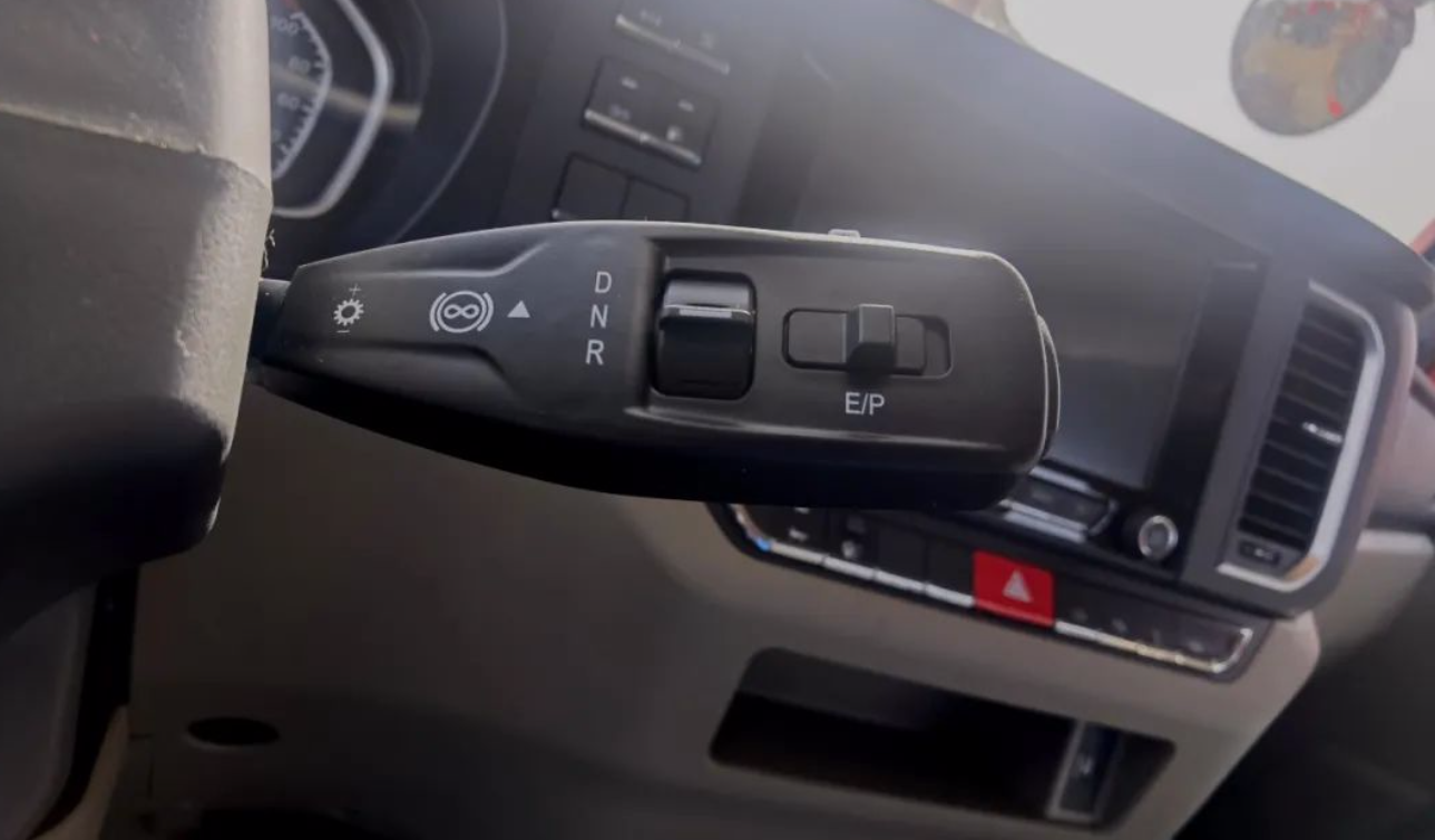 提升“輪上生活”舒適度 法士特智行AMT 讓您遠離油耗的焦慮