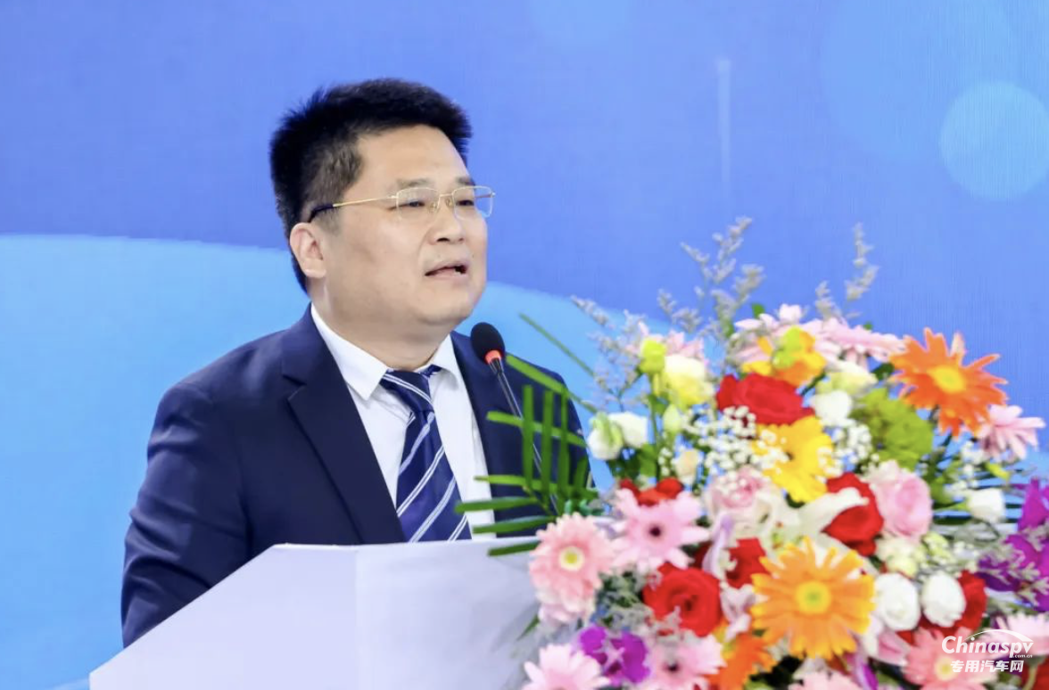 中集·陜汽一體化混動攪拌車亮相中國混凝土展會 助力行業(yè)的綠色轉(zhuǎn)型升級