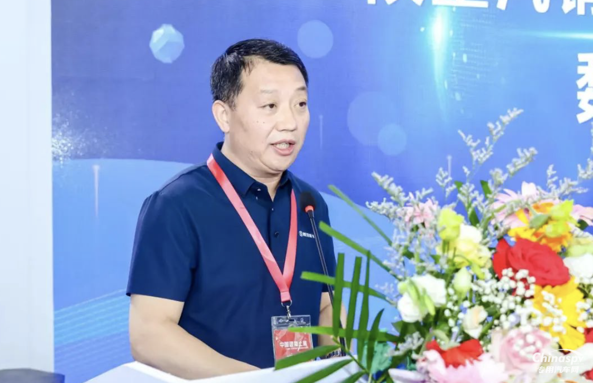 中集·陜汽一體化混動攪拌車亮相中國混凝土展會 助力行業(yè)的綠色轉(zhuǎn)型升級