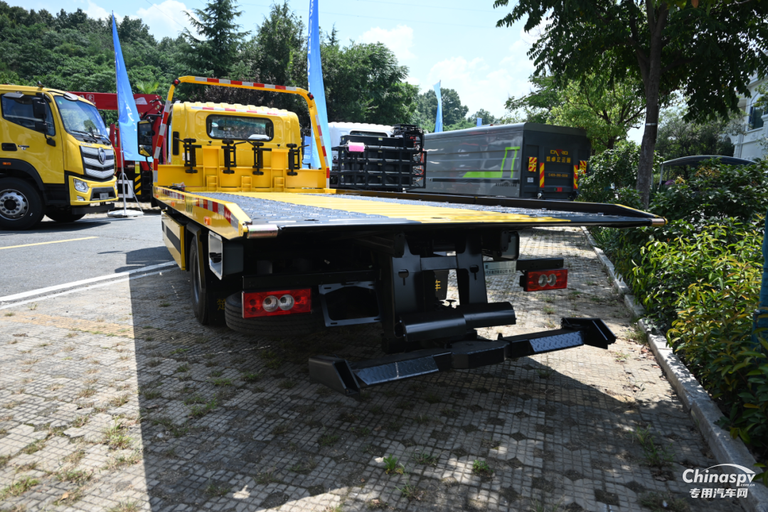 歐馬可為何被稱為“清障一哥”？看看這款車的實(shí)力你就明白了