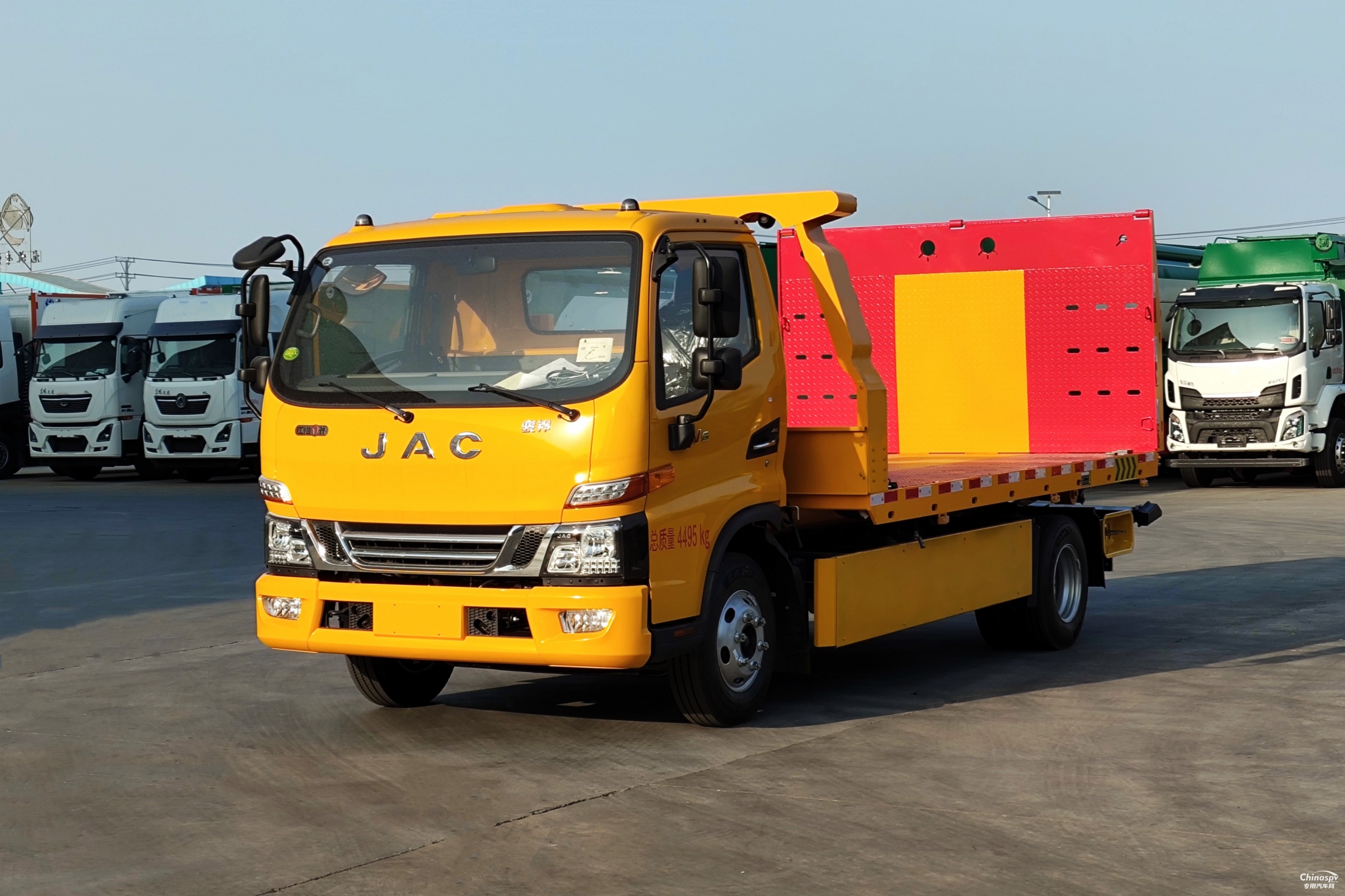 駿鈴V6藍(lán)牌清障車：江淮配玉柴，財(cái)源滾滾來(lái)