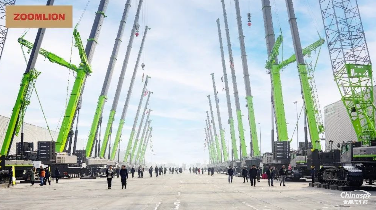 中聯(lián)重科工程起重機海外市場簽單超8億