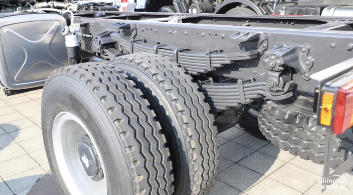 乘龍H5 4×2極限自卸車(chē)的踏實(shí)感從何而來(lái)？