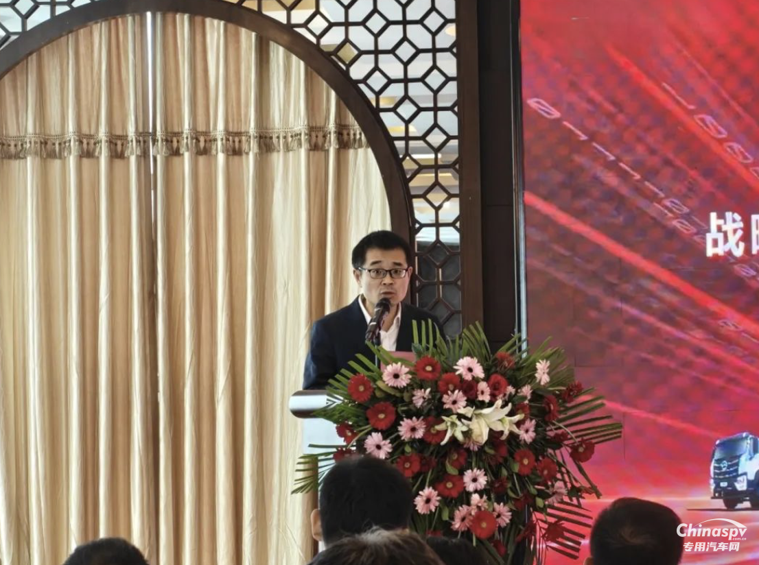 首批30臺(tái)危運(yùn)車交付濱州大客戶，北京重卡助力齊魯?；\(yùn)輸高質(zhì)量升級(jí)