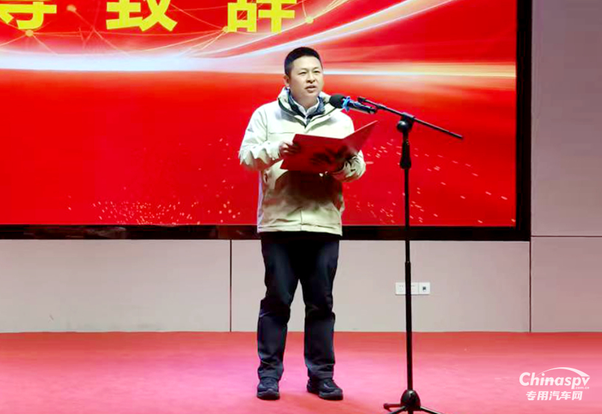 簽單420輛！東風(fēng)天錦系列水車新品耀世啟新