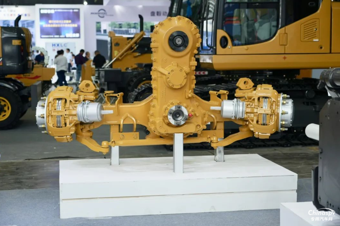 這陣容絕了！漢德車橋亮相第四屆國(guó)際工程機(jī)械展！