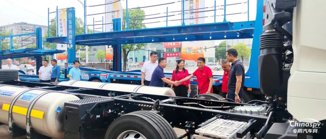 收獲線索600+ 意向訂單300+ 東風(fēng)商用車轎運(yùn)大馬力新品全國巡展完美收官