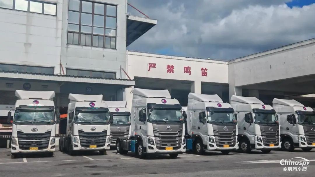 東風康明斯客戶關(guān)懷萬里行： 暖“芯”護航物流標桿，深度服務速遞一線