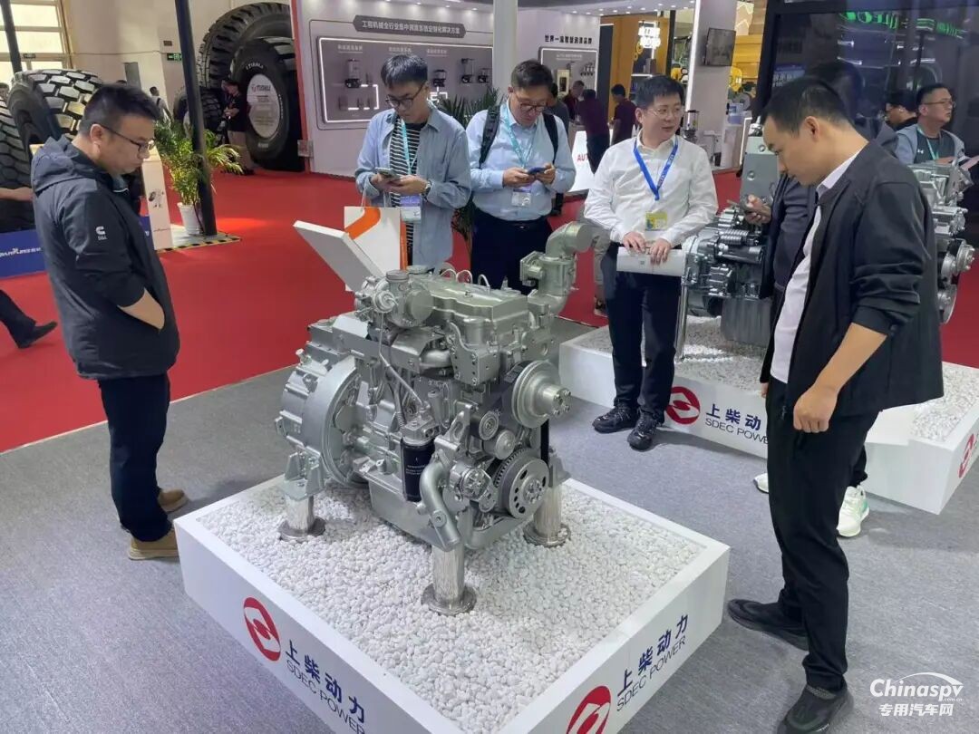 卓越動力創(chuàng)造更大價值，上柴動力為工程機(jī)械行業(yè)帶來更酷動力