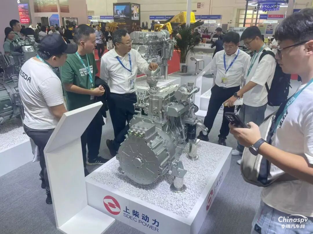 卓越動力創(chuàng)造更大價值，上柴動力為工程機(jī)械行業(yè)帶來更酷動力