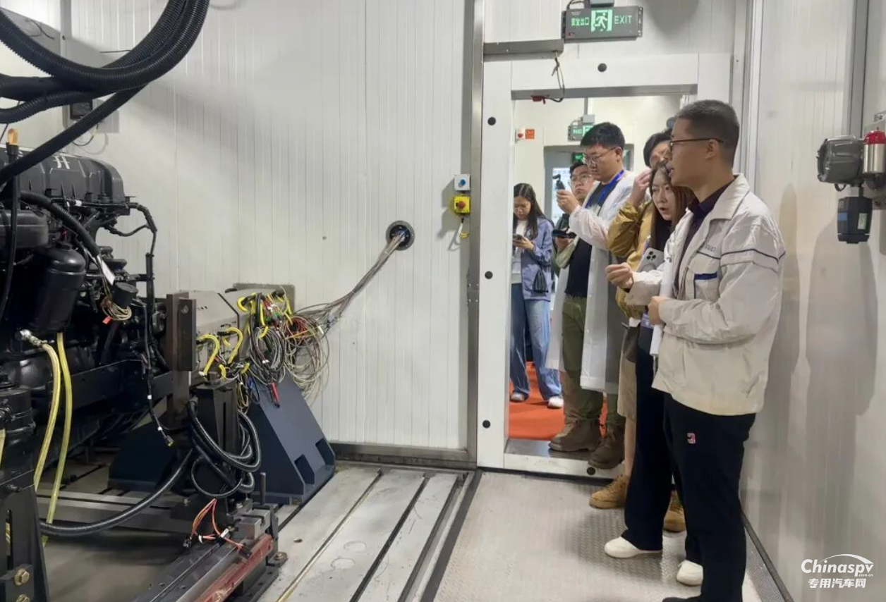 10多家媒體探訪一汽解放無錫研發(fā)基地，體驗(yàn)發(fā)動(dòng)機(jī)“極限試煉”