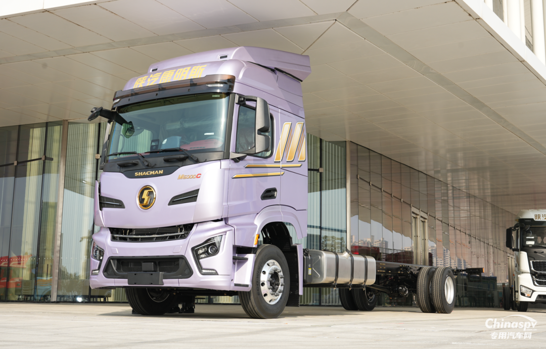 全域深耕 全景突破！西安康明斯閃耀陜汽重卡2026商務(wù)年會(huì)！