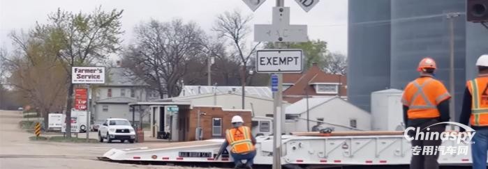 美國公鐵兩用低平板半掛車