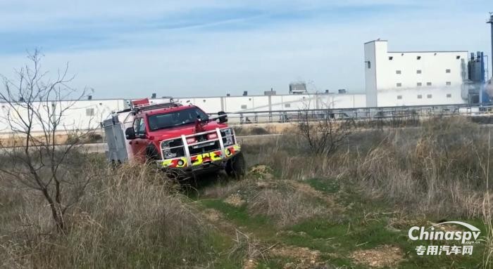今日國外專用車推薦-高機動性的美國Firewalker皮卡消防車