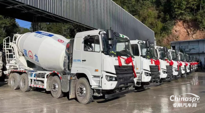 “錢”程無憂 星馬輕騎兵攪拌車助力卡友“贏”運(yùn)快人一步