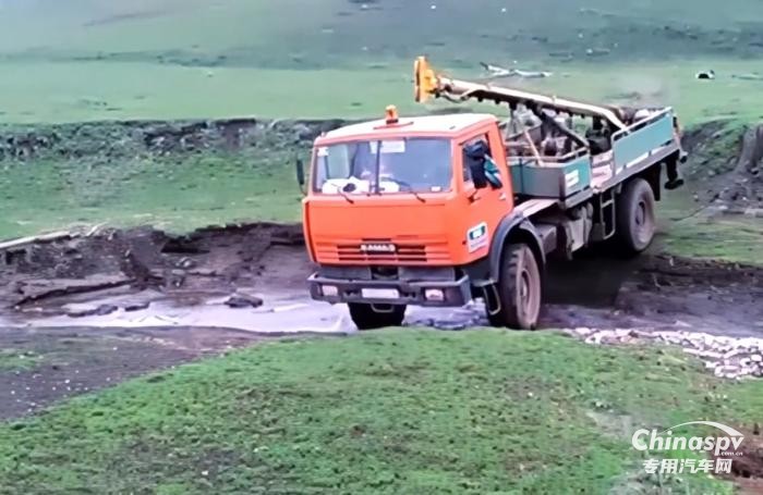 俄羅斯特殊打造的卡瑪斯-4326越野卡車 可輕松改裝成各種專用汽車