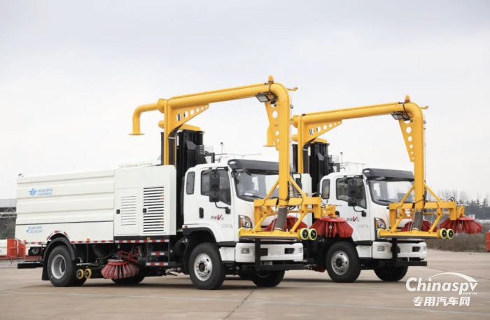 五征環(huán)保科技火車廂清掃車，火車貨廂余料清掃不用愁！