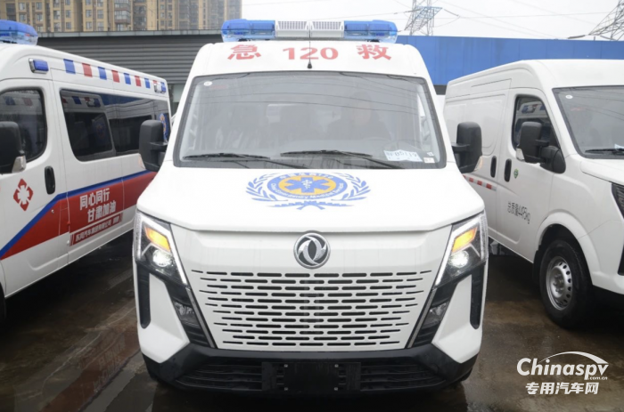 同心同行 東風(fēng)御風(fēng)救護(hù)車援助甘肅、青海地震災(zāi)區(qū)