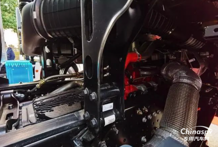 為冷鏈助力，為春運(yùn)“保鮮” 580大馬力北京追夢(mèng)冷鏈車了解一下