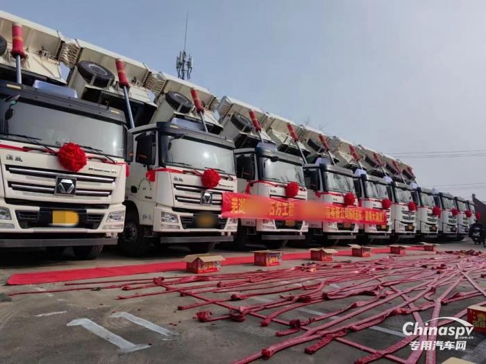 為渣土運輸而生！徐工漢風XG1H環(huán)保渣土車批量交付安徽蕪湖