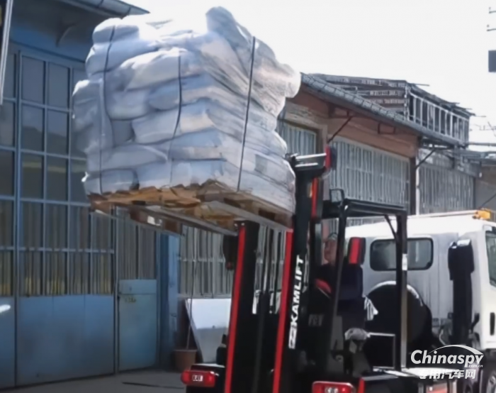 看看日本專用車企業(yè)如何解決叉車運輸?shù)碾y題